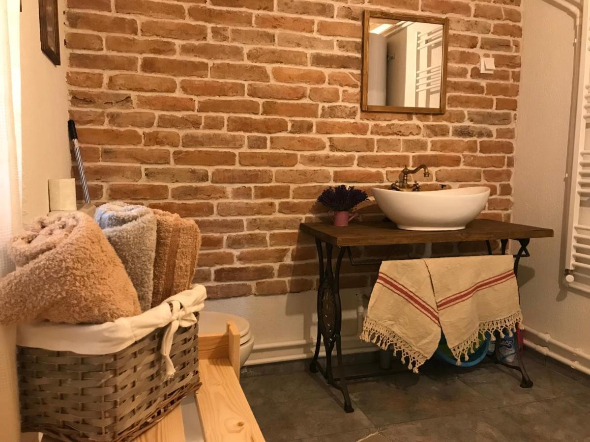 Ven Fenyo Kunyho Villa Ciceu Екстериор снимка